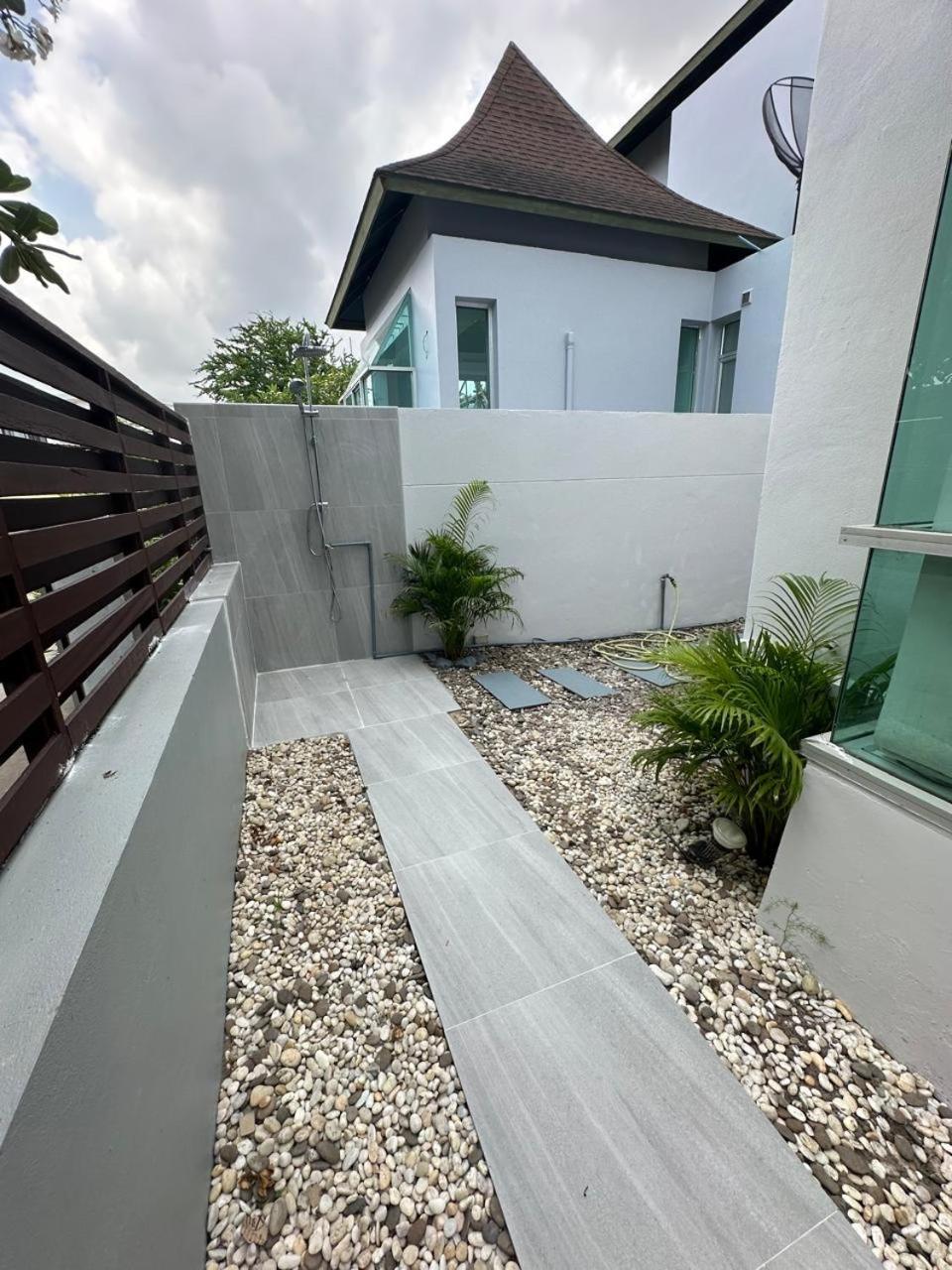 Holiday Pool Villa Na Chom Thian Bagian luar foto