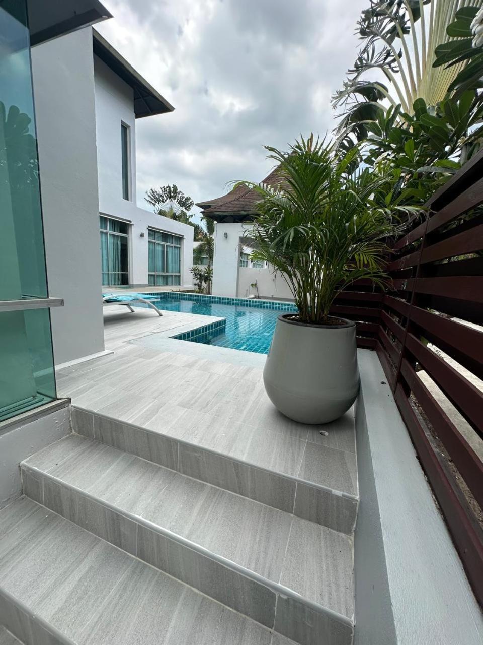 Holiday Pool Villa Na Chom Thian Bagian luar foto